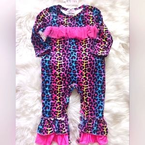 SZ 12-18 mo Pete and Lucy Romper NWT